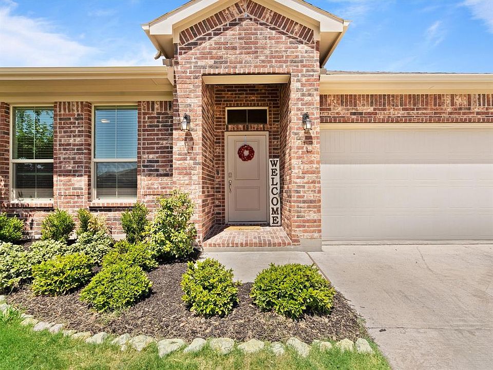 1st image of 1103 Larkspur Ln