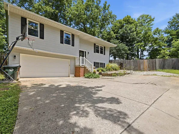 4078 N Brookwood Dr, Bloomington, IN 47404