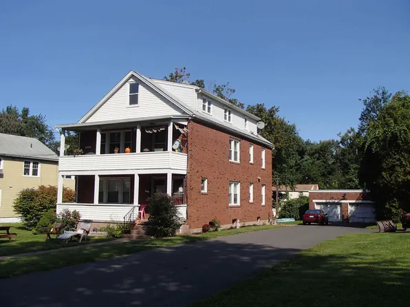 6 Silver Dr, Middletown, CT 06457