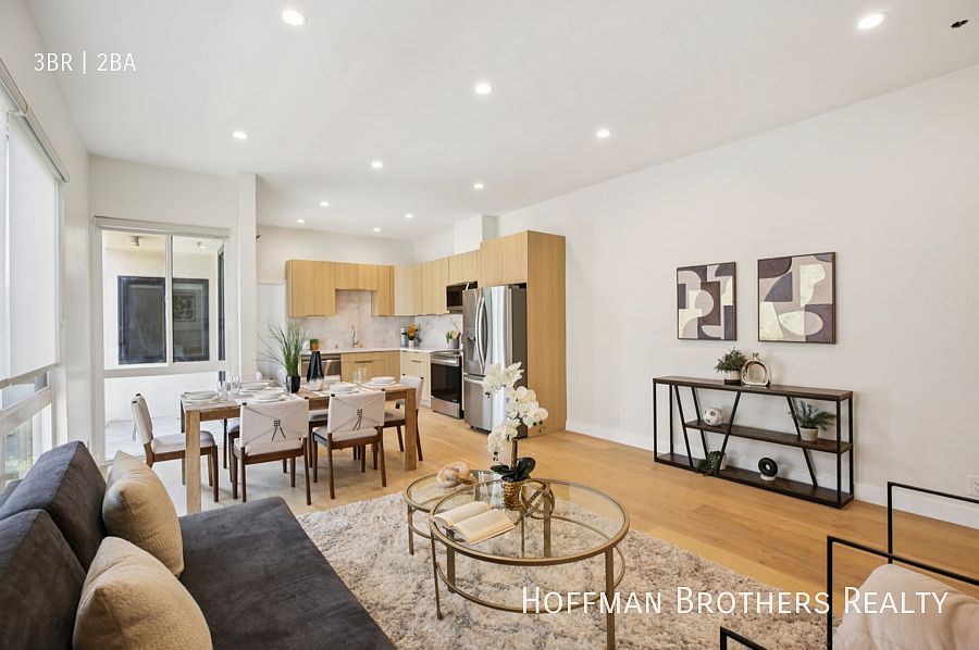 1st image of 1820 Fairburn Ave #202