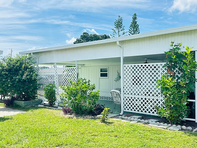 5004 Oakland Hills Ave — Photo 5