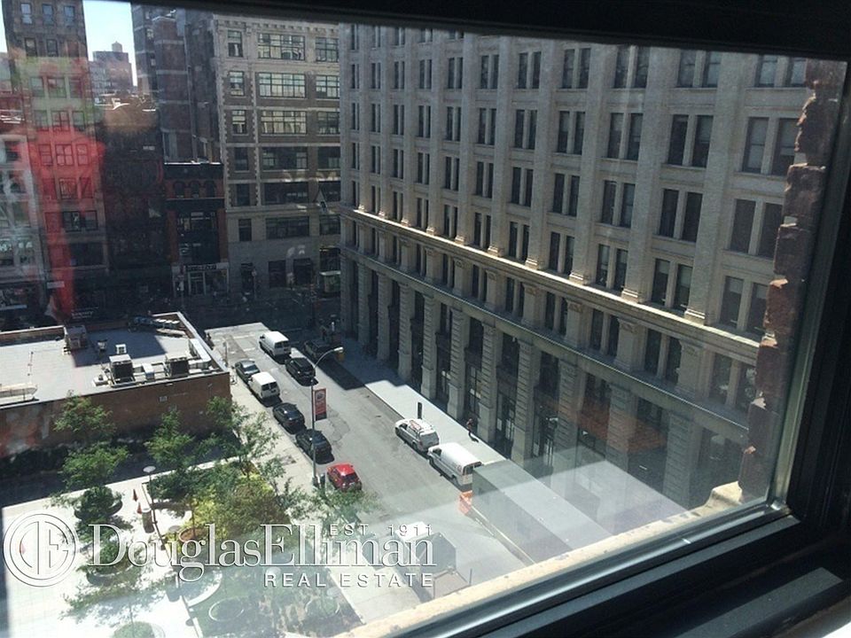 1st image of 11 Waverly Pl APT 2C