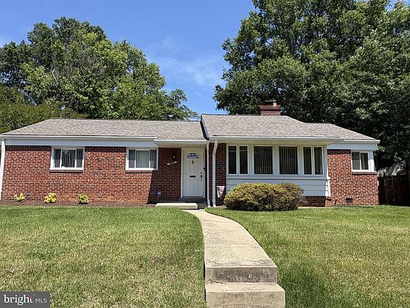 2nd image of 6803 Adelphi Rd