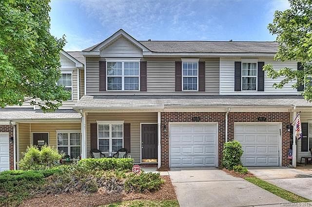 1st image of 915 Little Creek Dr #915