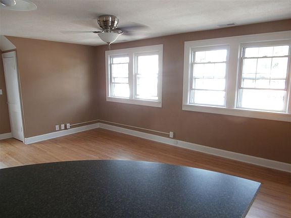 3rd image of 210 S Grant St #2