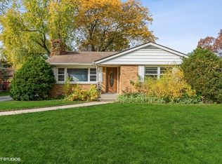 2004 Hickory St, Waukegan, IL 60087