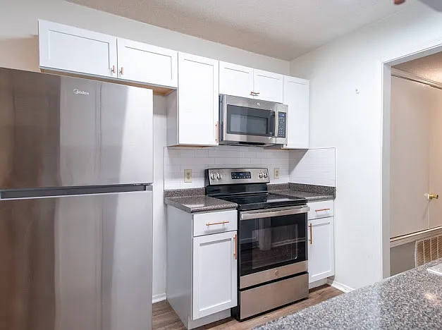 5707 Samantha St #B — Photo 3