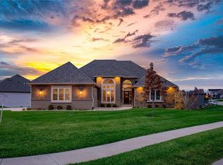 918 Foxglove Ln, Kearney, MO 64060