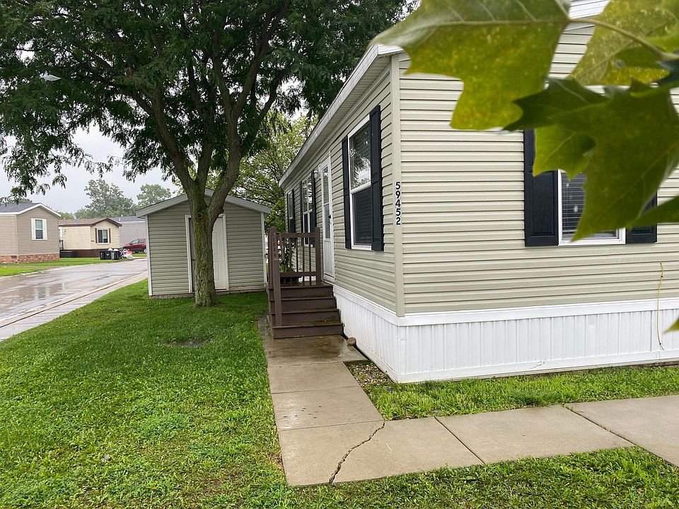 1st image of 59452 Hardy Ct