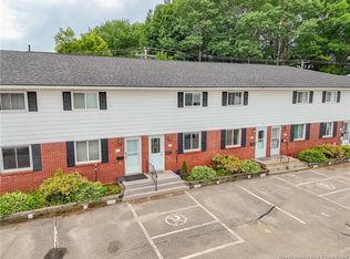 60 Colwell Dr #4, Fredericton, NB E3A6R3