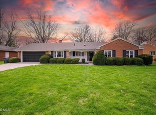 2274 W Country Club Pkwy, Toledo, OH 43614