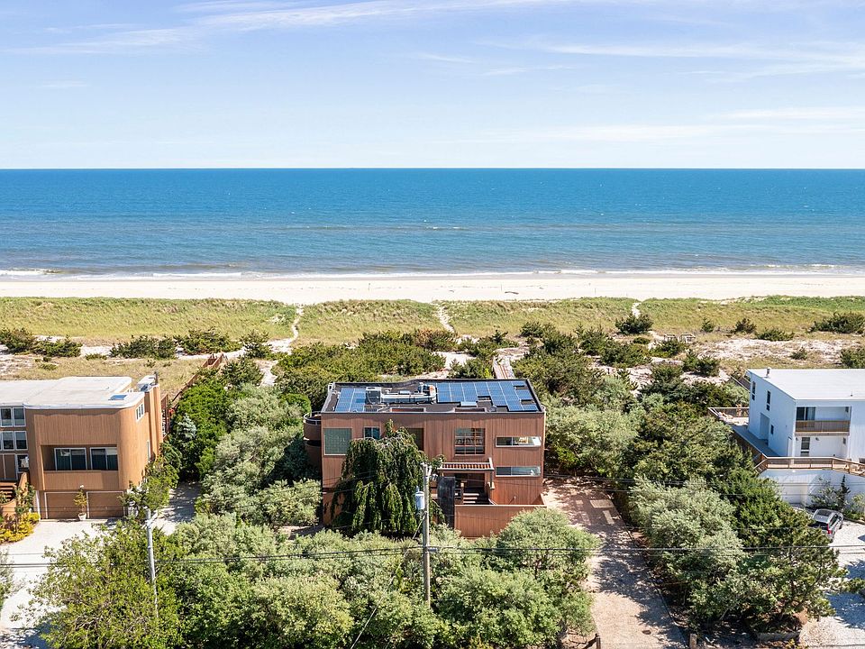 1st image of 559 Dune Rd
