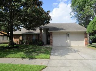 16706 Nina Dr, Friendswood, TX 77546