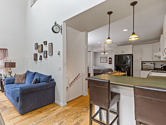 LR toward kitchen.JPG