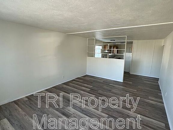 2nd image of 908 31st Ave #F