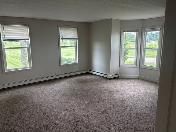 5th image of 2586 E Strater Rd