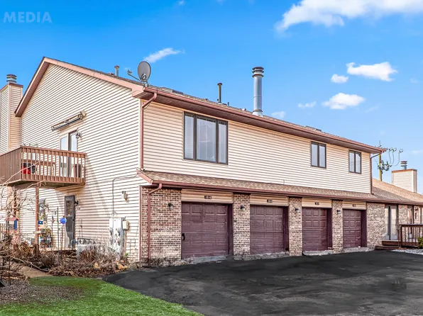 1810 Kennicott Ct #1810, Sycamore, IL 60178