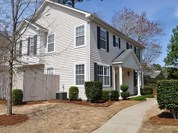 4392 Duffy Dr, Virginia Beach, VA 23462