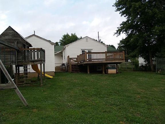3rd image of 404 Virginia Ave