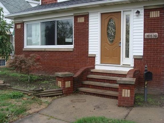 2nd image of 18619 Pawnee Ave