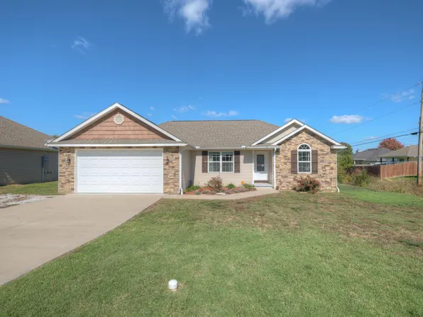 577 E Foutain Road, Webb City, MO 64870