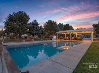 264 W Rush Ct, Eagle, ID 83616