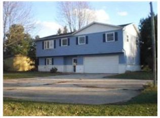 10098 Helena Dr, Granger, IN