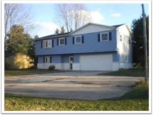 10098 Helena Dr photo 1