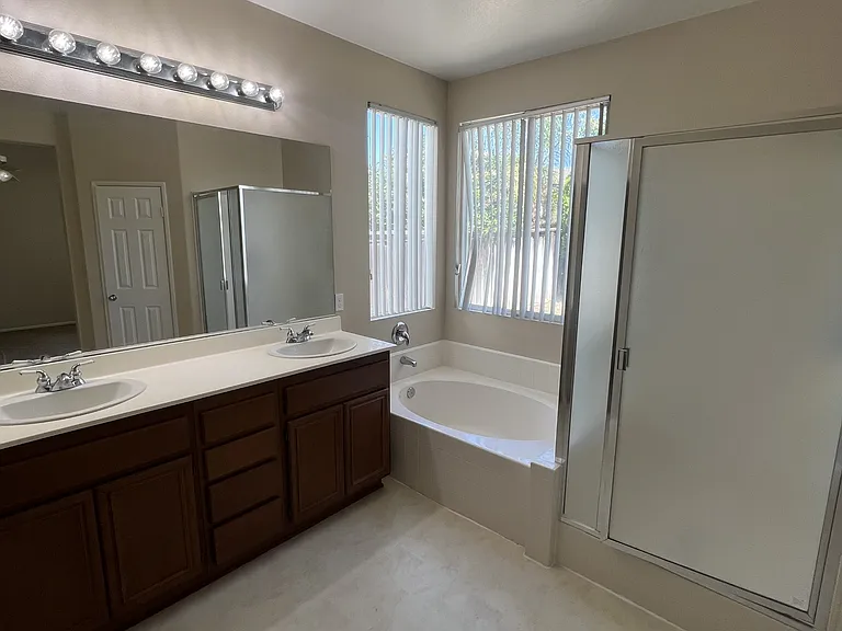 28748 Legacy Way — Photo 9
