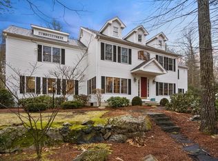 14 Timber Ledge Dr, Holliston, MA 01746