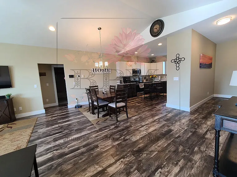 1605 Drummond Blvd — Photo 8