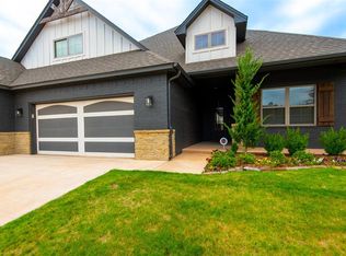 14601 Chambord Dr, Yukon, OK 73099