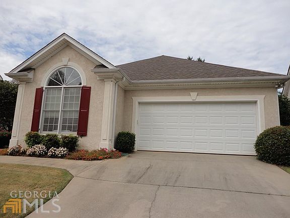 3rd image of 121 Monterey Dr