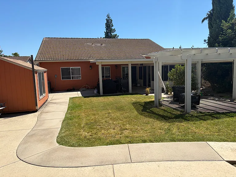 8408 Zinnia Way — Photo 23