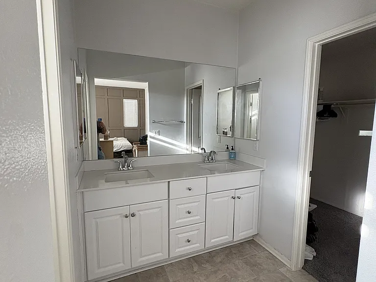 12918 Echo Valley St — Photo 16