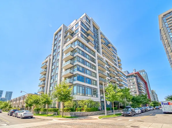 200 Sackville St #Penthouse 08, Toronto, ON M5A 0C4