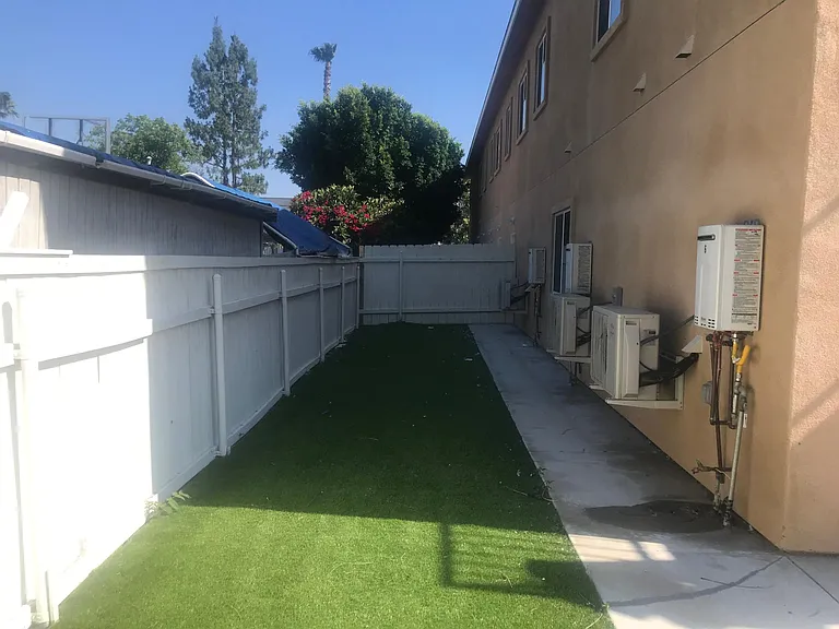12330 Lakeshore Dr #5 — Photo 9