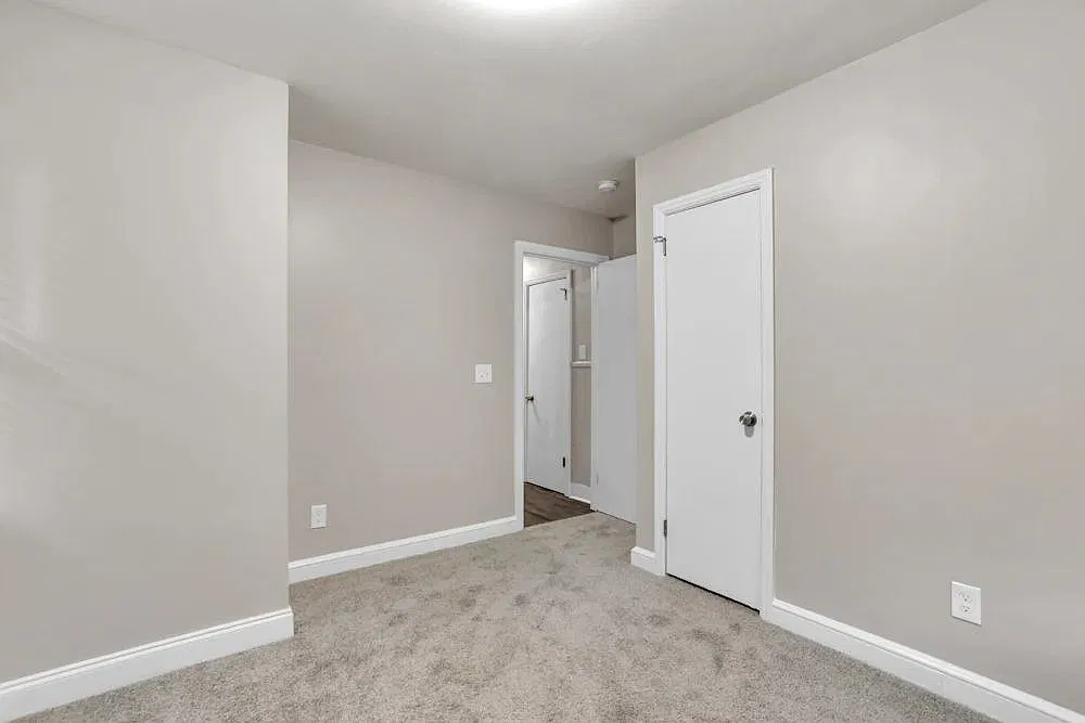 4 bed, 2.0 bath, 1542 sqft, $1,050 — Photo 3