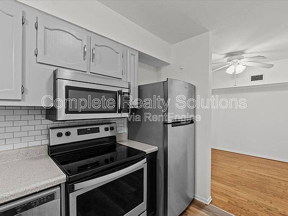 4th image of 7880 Big Bend Blvd #7878