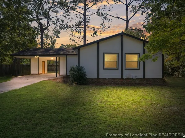 3701 Leonard Pl, Hope Mills, NC 28348
