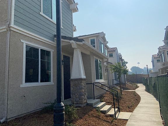 2nd image of 5997 Valencia Pl