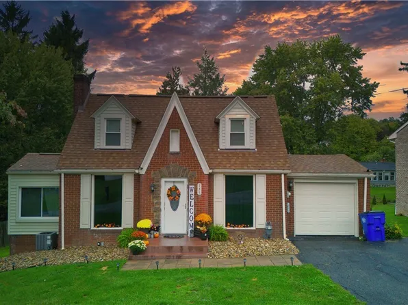 735 Manor Ln, East Liverpool, OH 43920