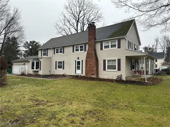 7755 Joseph St, Kirtland, OH 44094