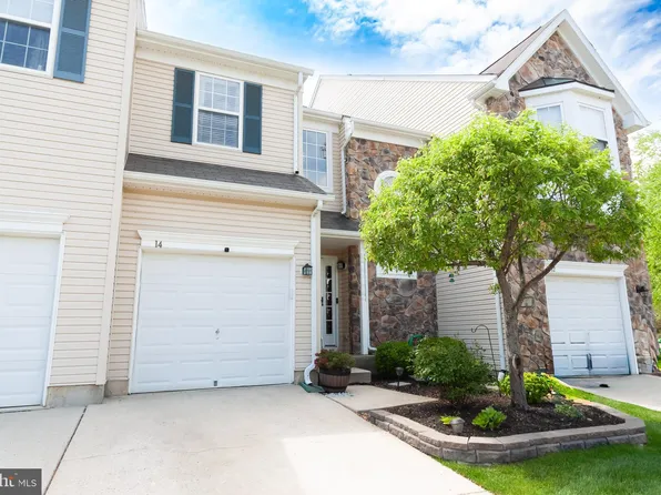 14 Wyndham Ct, Bordentown, NJ 08505