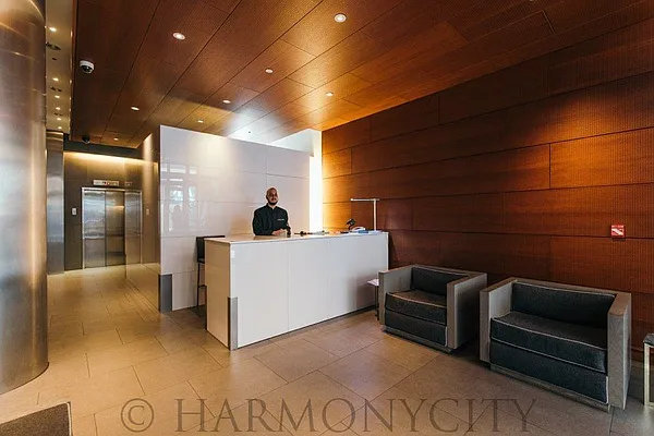 Sold by Harmonycity Corp. | media 22