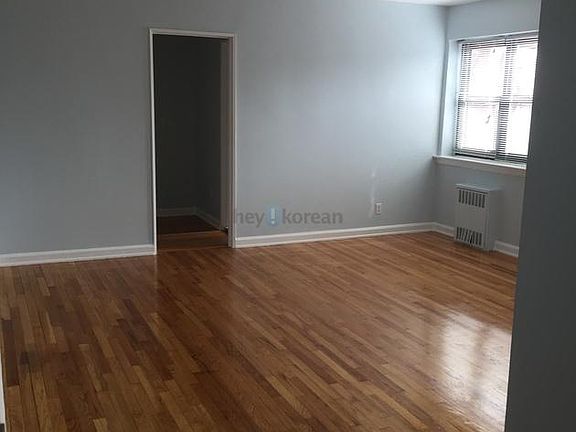 2nd image of 3616 Bell Blvd #8