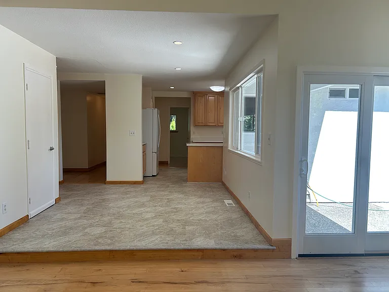 4220 Brookshire Cir — Photo 13