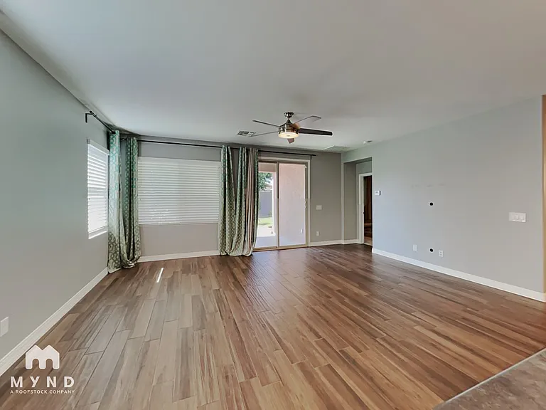 12226 W Briles Rd — Photo 3
