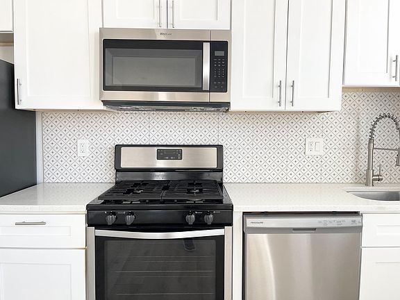 4th image of 5348 Race St Floor 3