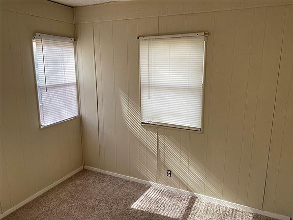 2nd image of 310B Harris Rd #B